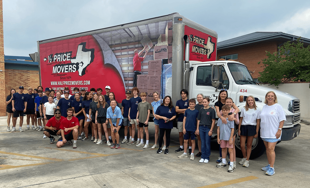 Half Price Movers helping the Snack Pak 4 Kids Team in Corpus Christi